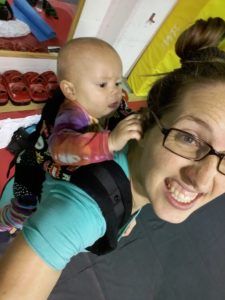 Babywearing at Kanga.